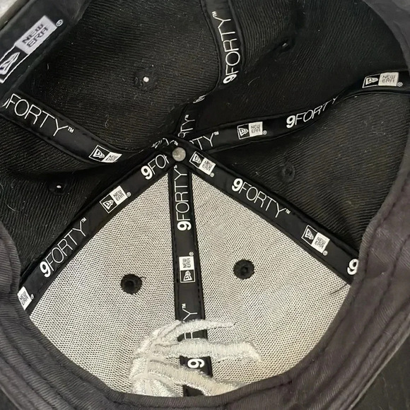 Toronto Raptors  Hat - Picture 9 of 12